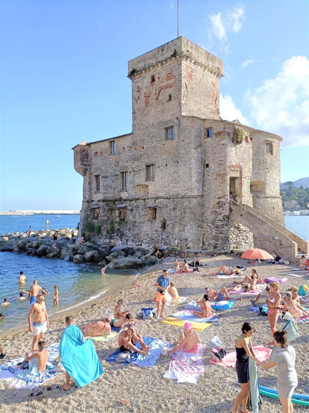 Apartmán Fronte Del Golf Rapallo Exteriér fotografie